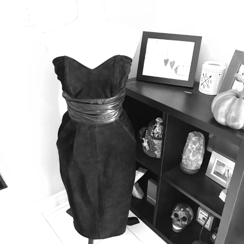 😍 vintage Danier leather & suede cocktail dress